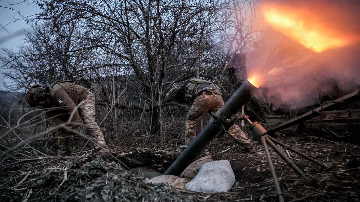 L'Europe est la première à fournir une aide militaire à l'Ukraine, mais peut-elle compenser les hésitations des États-Unis ?