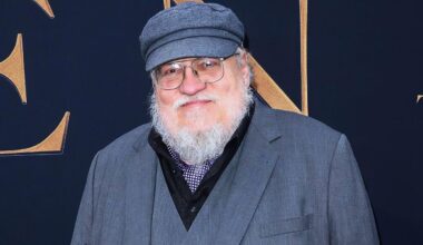 George R.R. Martin Confronted By Angry Fan at WorldCon, Told to Hand 'The Winds of Winter' to Brandon Sanderson