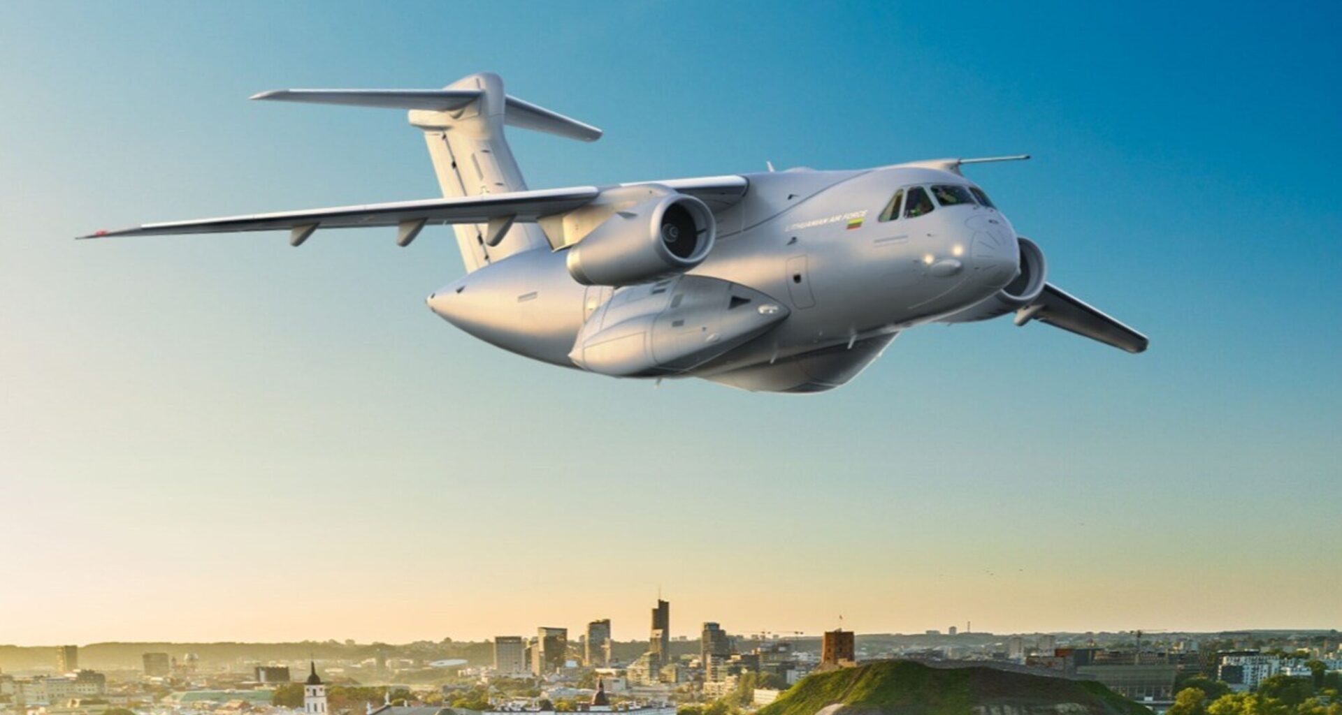 Embraer, Lithuania sign MoUs after C-390 aircraft deal