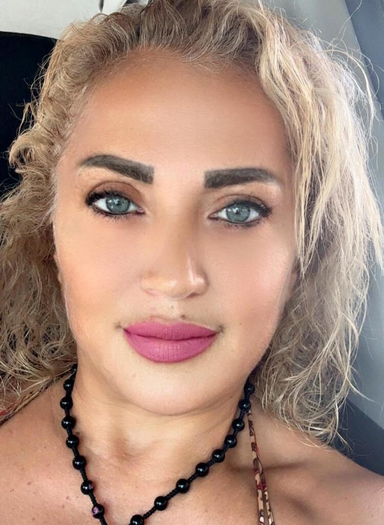 [Paywall] Først tog de hendes tøj af. Så bh'en. Og så blev det rigtig voldsomt: Politiet i kovending om nøgenvisitation af kvinde