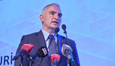 "Sustainable growth": Tourism minister Mehmet Nuri Ersoy sees "strategic focus proving effective."