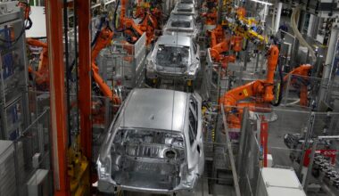 German economy shrank by 0.3% in second quarter in worse showing than initially thought