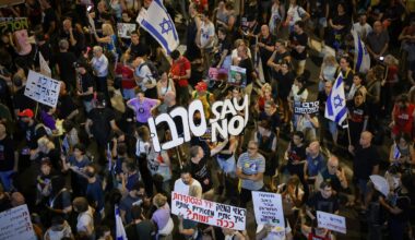 Masses rally against Gaza City takeover plan, urge soldiers to refuse, seek general strike