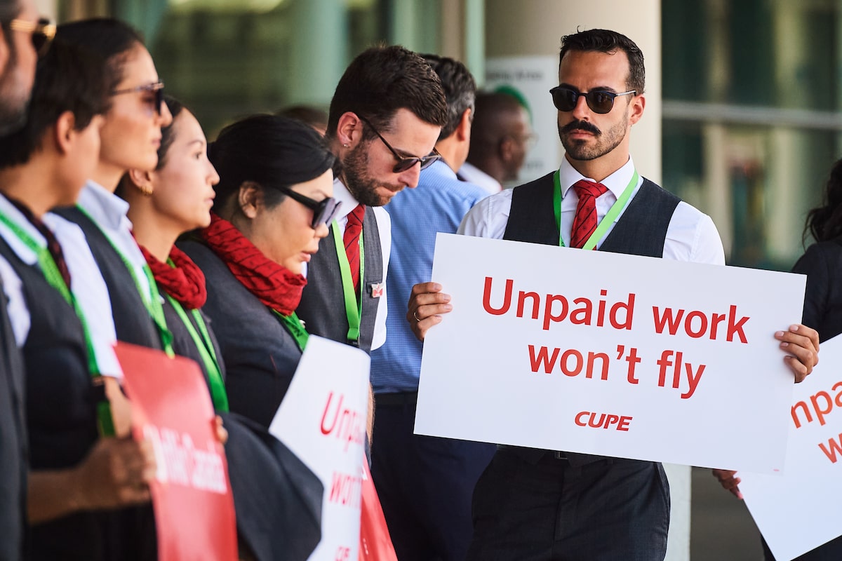 Air Canada, flight attendants’ union continue talks as potential strike looms