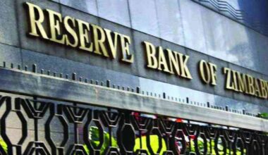 Banks, stock market hit as Zimbabwe battles central bank glitch