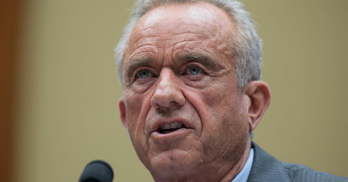 MAGA Radio Host’s Cancer-Stricken Wife Can’t Get COVID Shot Because of ‘Kook’ RFK Jr.