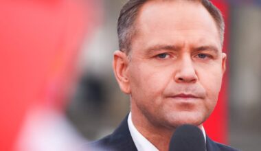 Poland faces years of political deadlock under new president – POLITICO