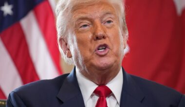 Trump Tells Schumer to 'Go to Hell' in Almighty Online Spat