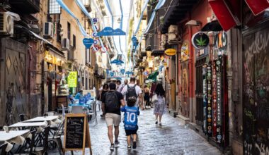 How overtourism is hollowing out Italian cities – POLITICO