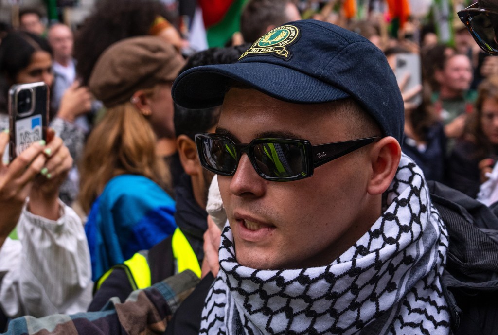 Kneecap cancels U.S. tour over over terrorism charge in UK