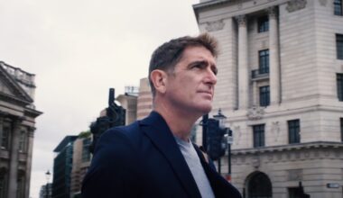 Marcel Theroux Fronting Bank Robbery Doc For Crime+Investigation