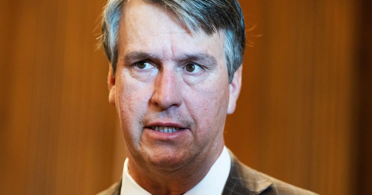 Alabama Republican Booed Out Of Town Hall While Attempting To Defend Trump