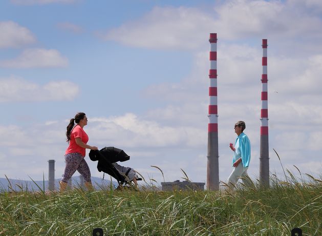 August Bank Holiday weather in Ireland mainly dry but Met Éireann warns of possible sting in the tail