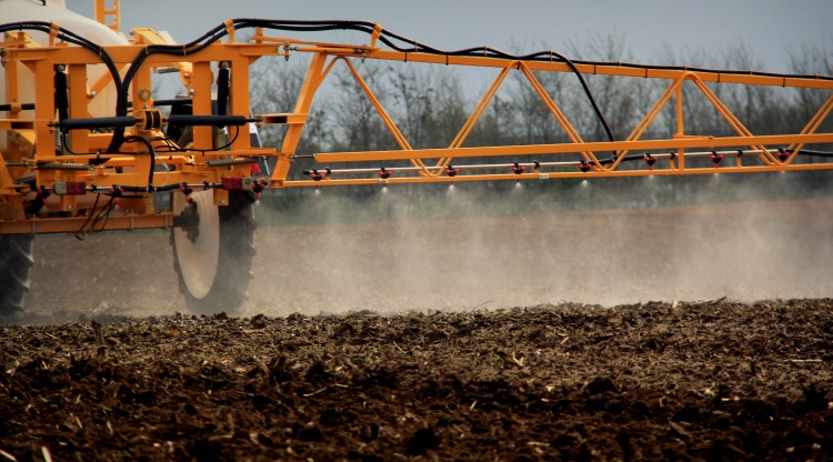 Ragyogó hír 20 év után, új gyomirtó szerek az EU-ban! – Agrárágazat
