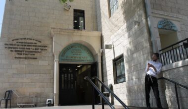 Students at flagship Jerusalem yeshiva dismiss danger of arrest as IDF cracks down