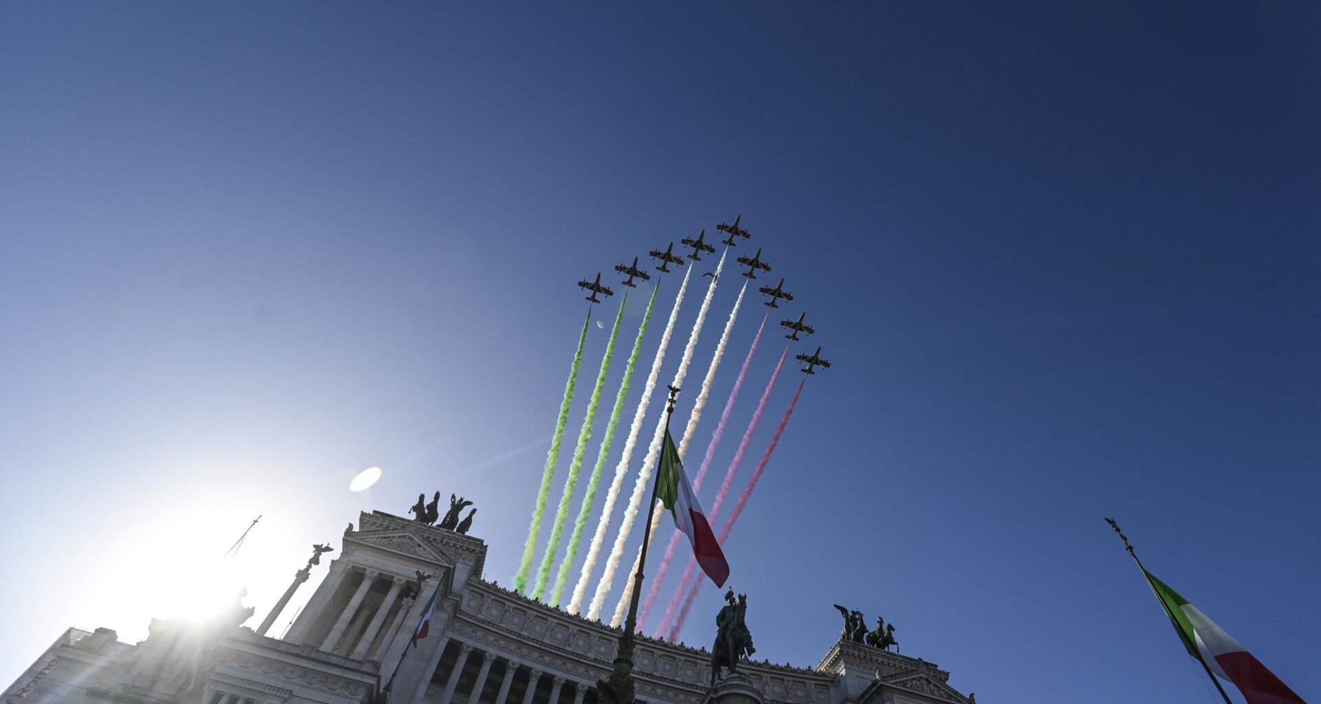 STEM, Italy plays defense - Decode39