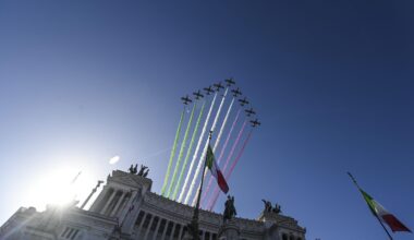STEM, Italy plays defense - Decode39