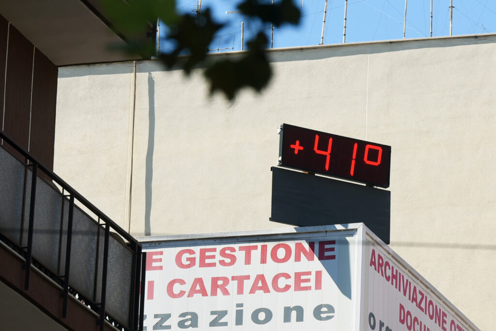 95% heat-related deaths due to extreme events