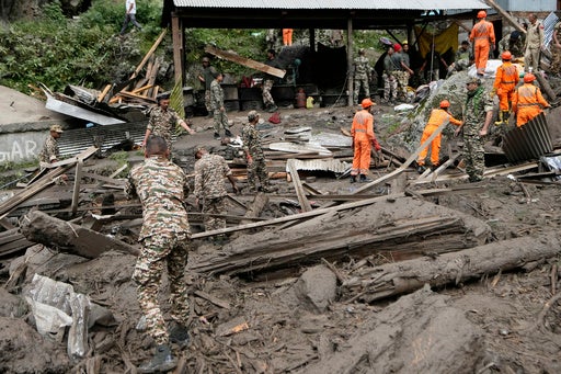 Flash floods kill more than 280 people in India and Pakistan as thousands flee