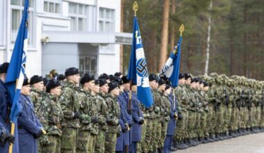 La Finlande va retirer les croix gammées de l'emblème de son armée de l'air
