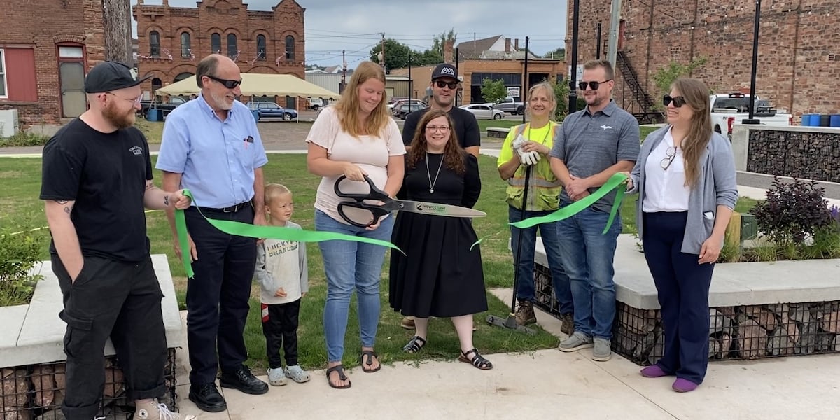 Calumet Village opens new community ‘green space’ park