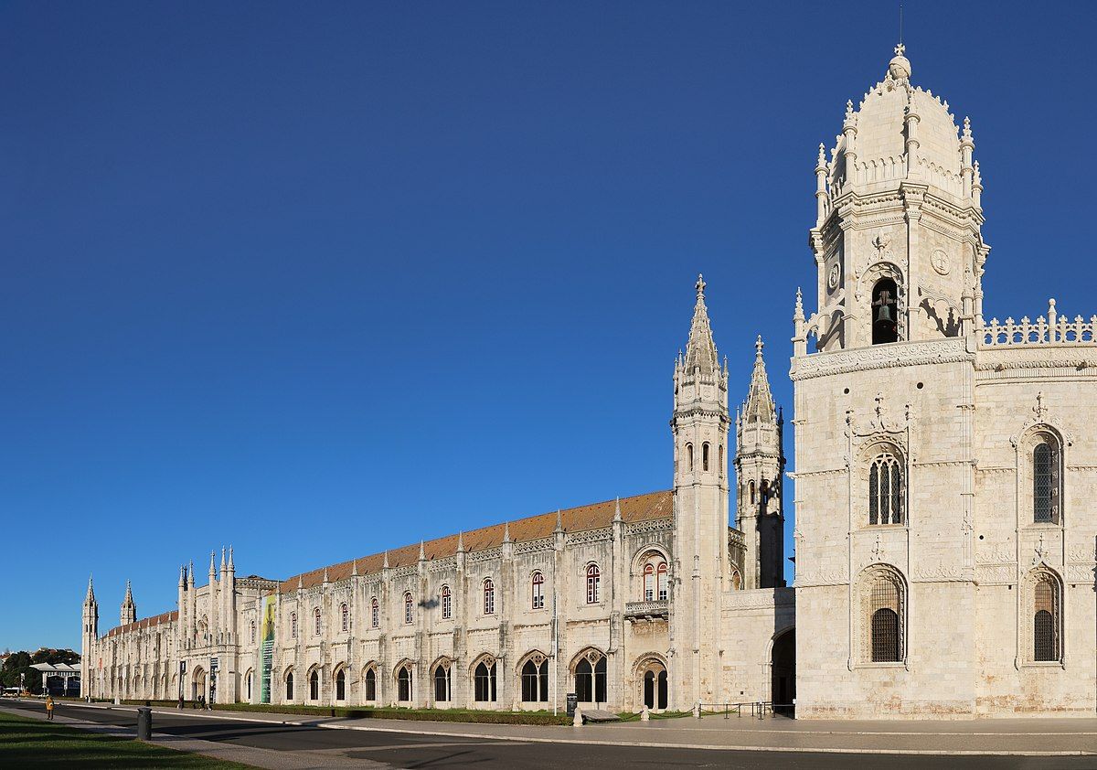 Workers on strike at national museums and monuments