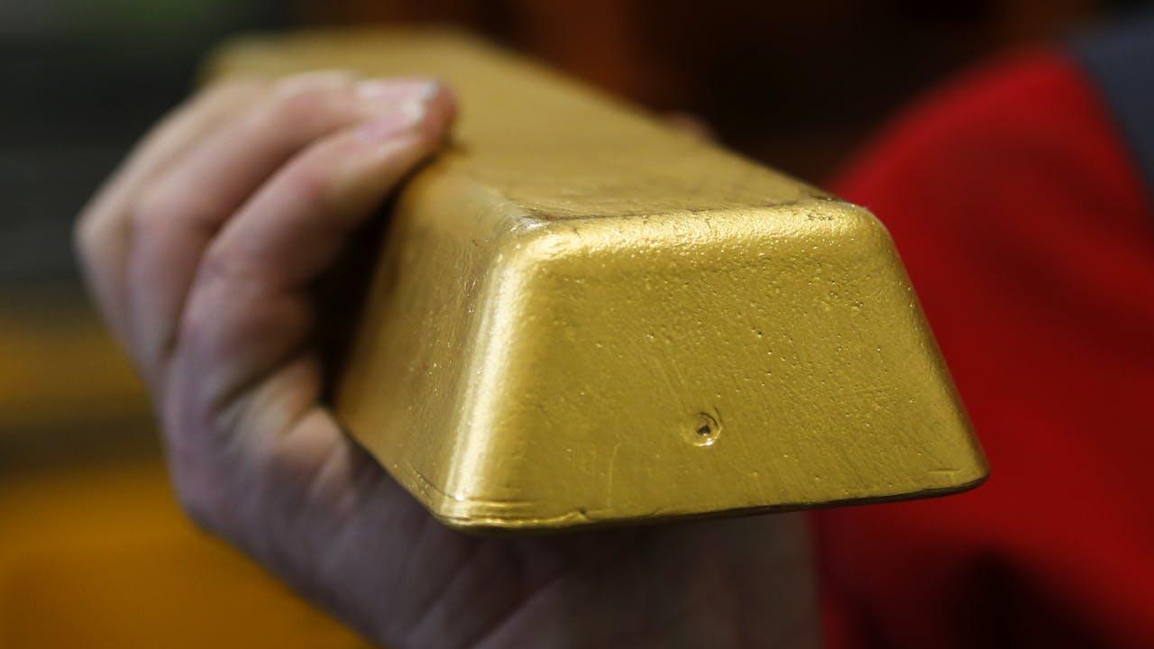 Guldsmed taget med 12 kilo guld i Københavns Lufthavn