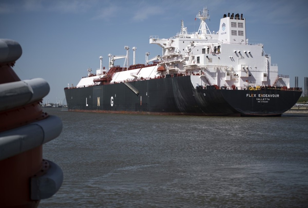 THE CARNEY PIVOT: Carney Now Says There May Be a "Business Case" for Shipping LNG to German Customers - Canadian Energy News, Top Headlines, Commentaries, Features & Events