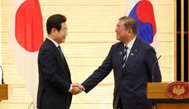 Lee Ishiba joint press conference cabinet secretariat rs
