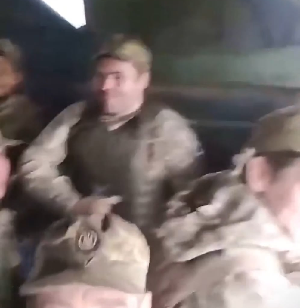 Ukrainian soldiers still moving to the front lines. Don’t forget to wish them safety & victory