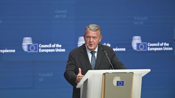 Lars Løkke om Israel: Beslutningen bør gøres om -  Udenrigsminister opfordrer Israel til "øjeblikkeligt at omgøre beslutningen" om at tage kontrol over Gaza By