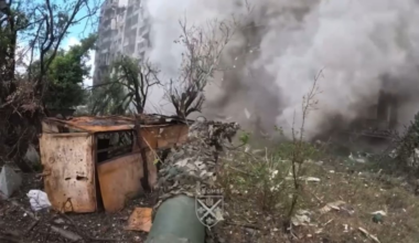 A Ukrainian Leopard 2A4 tank fires at a multi-story building occupied by a Russian DRG from close range in Pokrovsk
