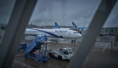 Un contrôleur de l'aéroport Roissy-CDG suspendu pour avoir dit "Free Palestine" à l'équipage d'une compagnie israélienne