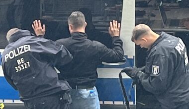 Wieder beim Berlin-CSD festgenommen: Neonazi-Anführer Julian M. lief trotz Hafturteil vier Monate frei herum
