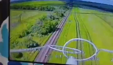 Soldier from Russia’s 83rd Air Assault Brigade intercepted a video feed from a Ukrainian FPV drone, realized what was coming, and recorded a farewell message — questioning why they even came to Ukraine [en subtitles]