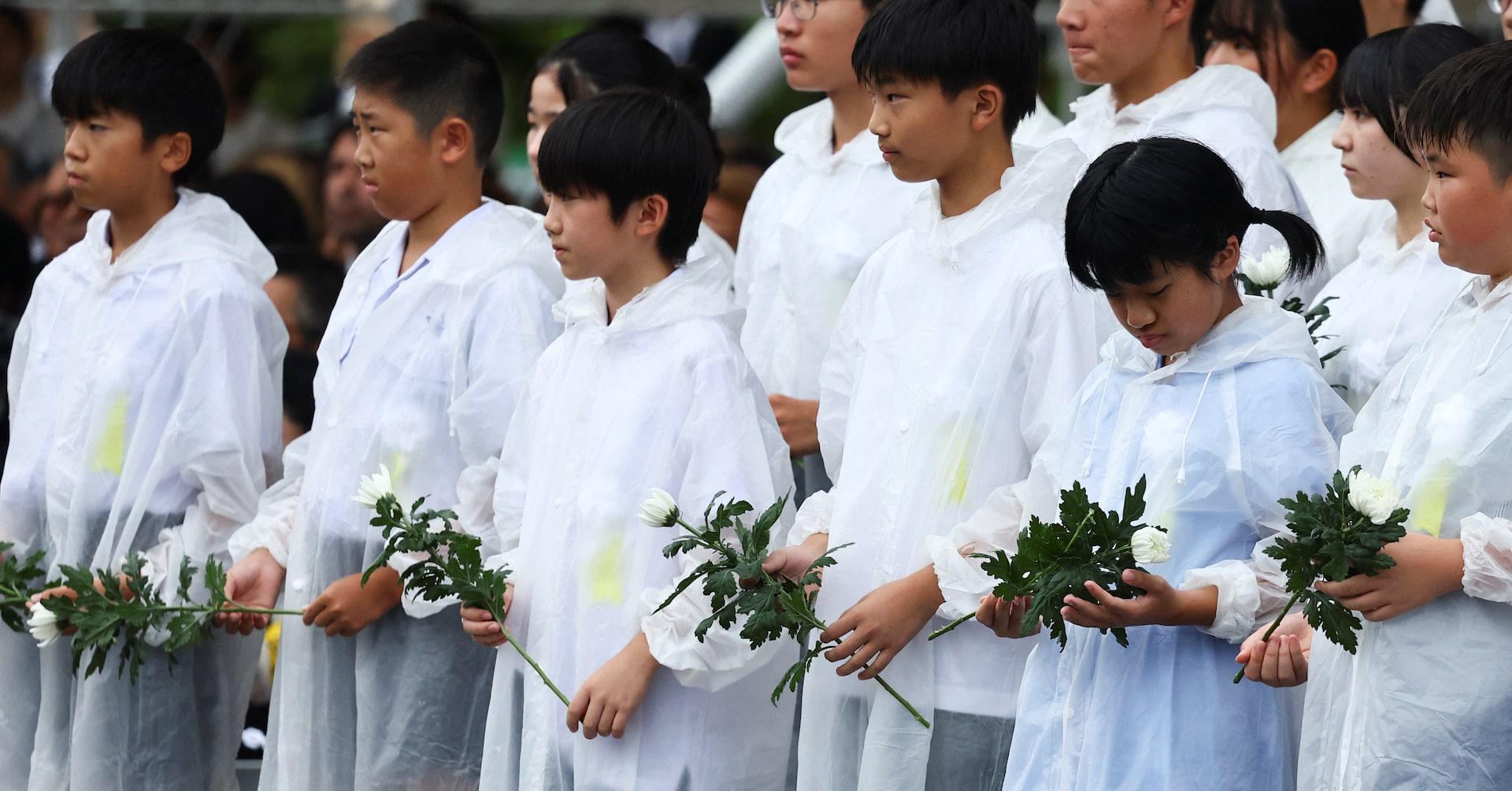 Nagasaki mayor warns of nuclear war as city marks 80 years since A-bomb