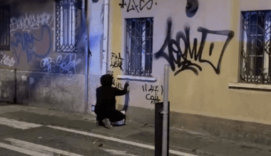 Working is so taboo in Italy, it needs to be done sneaky.