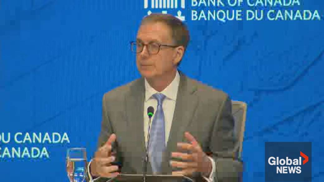 Click to play video: 'Canadian economy on ‘permanently lower path’ due to U.S. tariffs: Macklem'