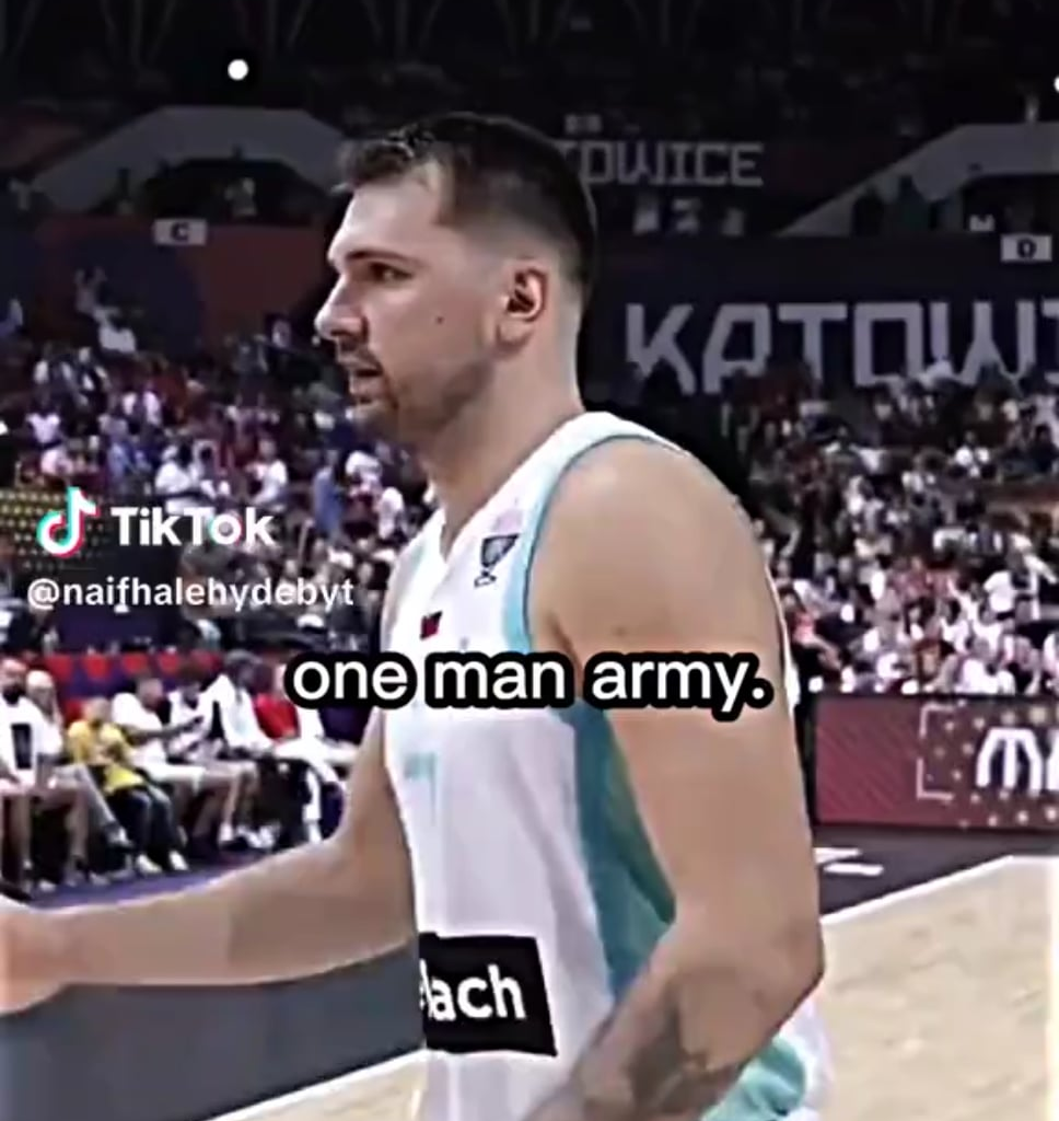 Get this man some help please i thought Slovenia has good players 💔