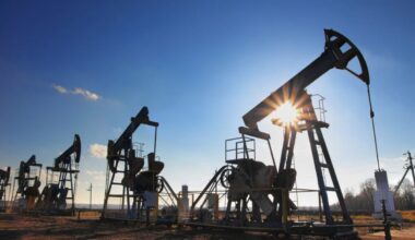 Crude oil prices climb to $67.86 amid supply concerns, attacks on Russian infrastructure