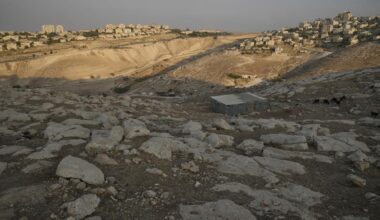 Israel approves settlement project that could divide the West Bank