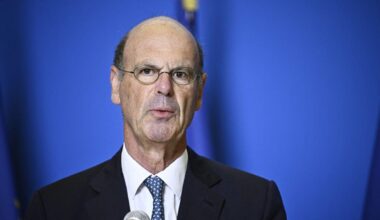 « Nous allons payer notre dette plus cher que l'Italie »… La mise en garde d'Eric Lombard avant le vote de confiance