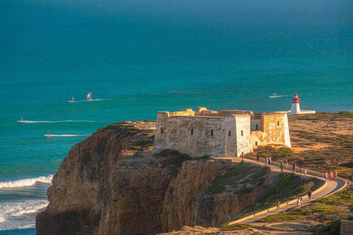 Explore Portugal’s Age of Discovery at Sagres: A Historic Fort with Panoramic Views and Adventure