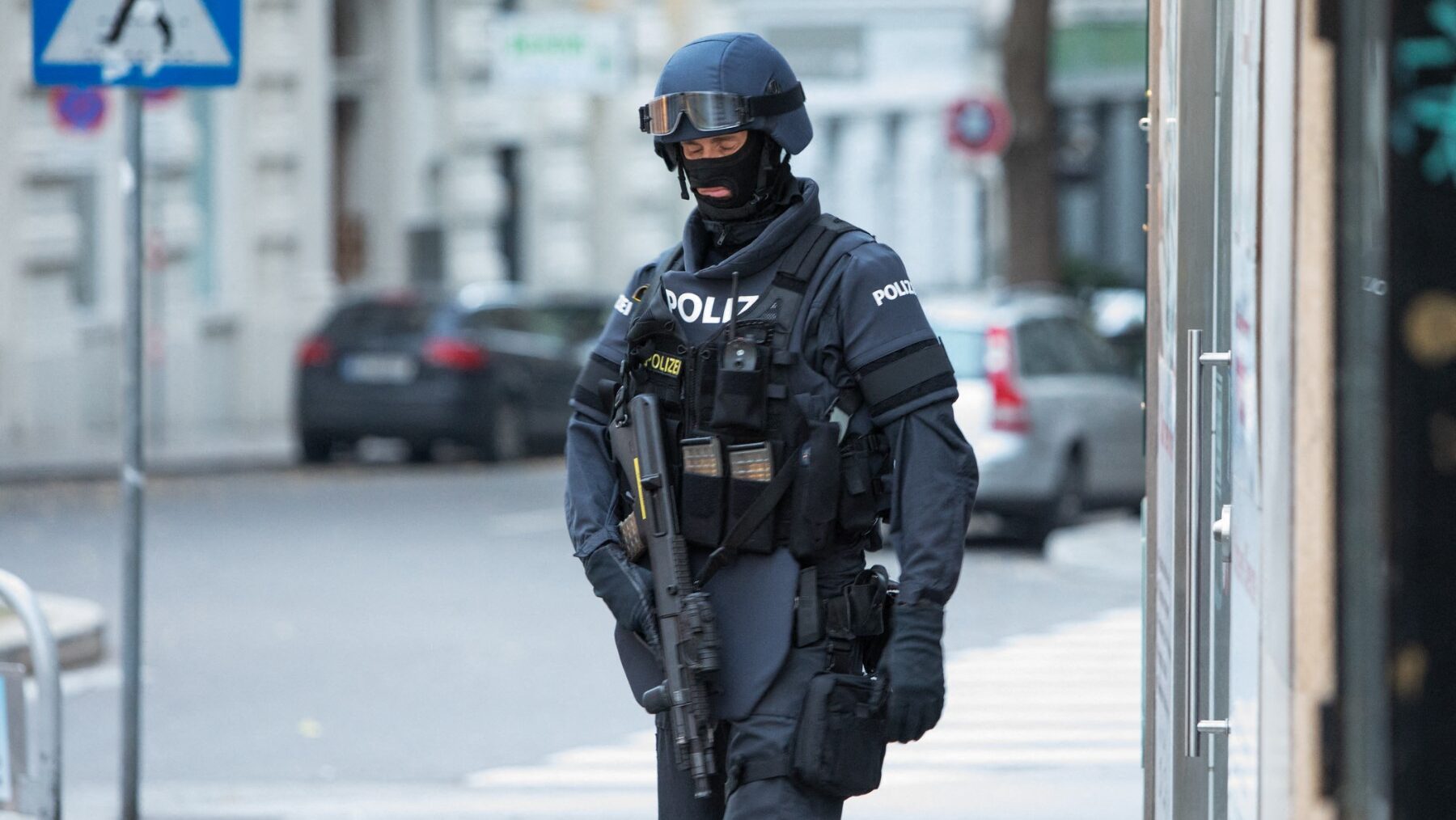 Austria Records Highest-Ever Number of Knife Crimes ━ The European Conservative