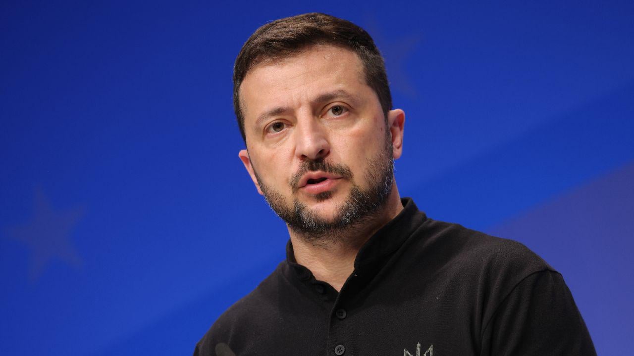 Zelenskyy insists Ukraine will not pull its forces out of Donbas
