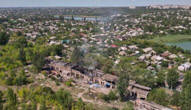 Panic in eastern Ukraine as Trump entertains idea of giving parts of it to Russia