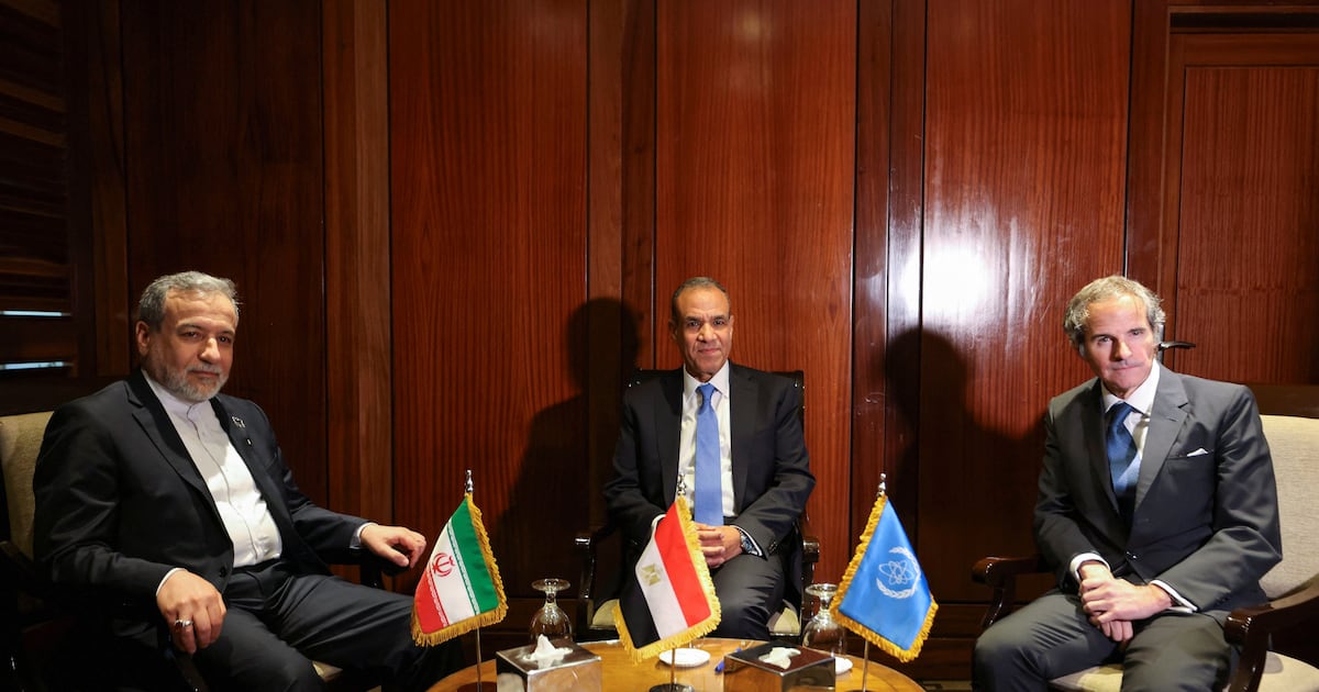 Egypt and Iran forge unlikely alliance in changing political landscape