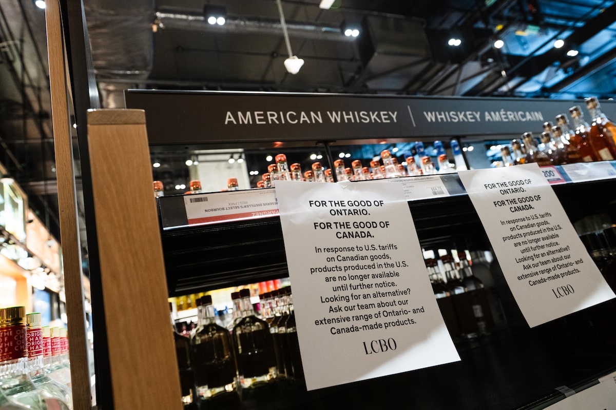 As Ottawa drops elbows, most provinces stand firm against selling U.S. alcohol