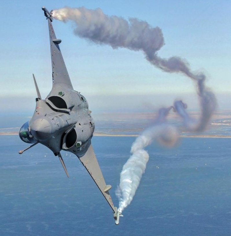 Rafale Jets Thunder, Leopard-2 Tanks Roar As Croatia Celebrates 30 Years Of 'Op Storm' Victory Celebrations