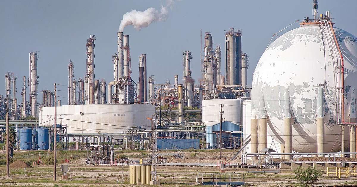 US Refiners to Profit as Heavy Oil Output Rebounds